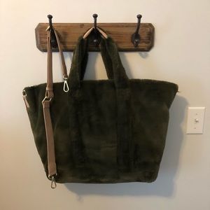 Stoney Clover Lane Cozy Evergreen Tote